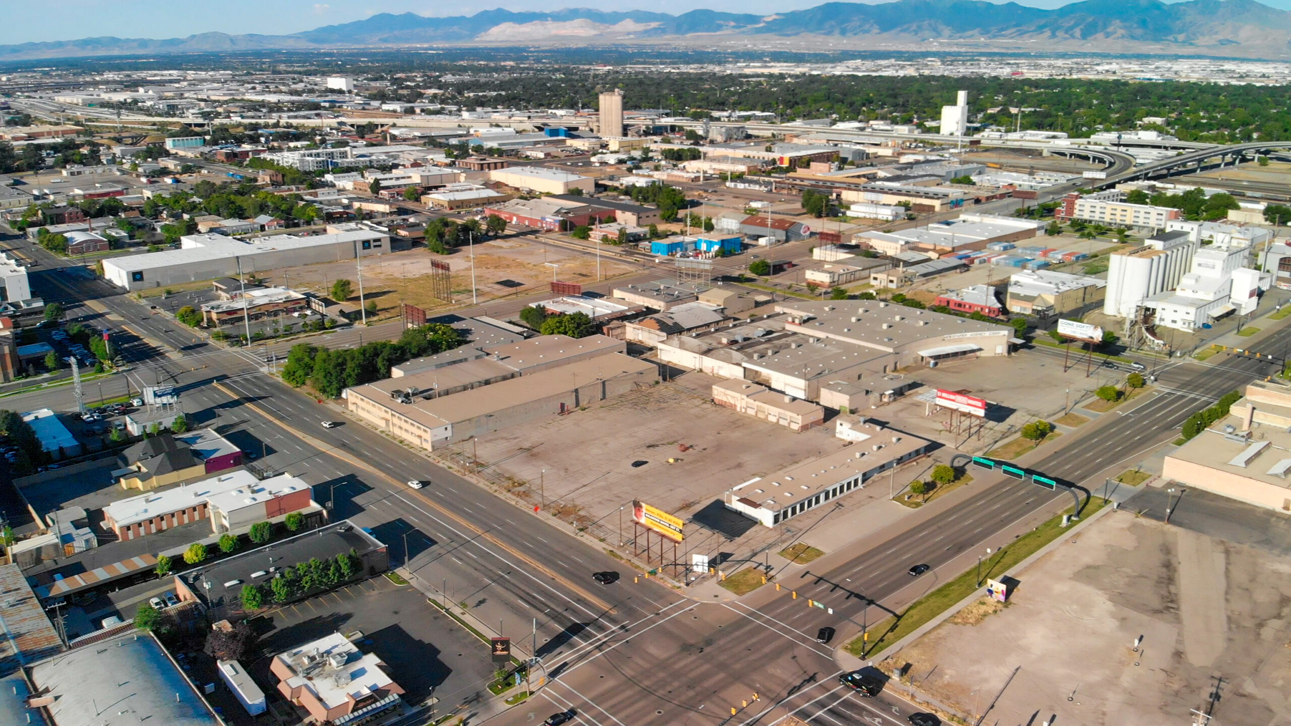 Riverton, Utah Roofing Services – Top Rated Roofs View of Riverton, Utah residential neighborhood with rooftops and mountain backdrop